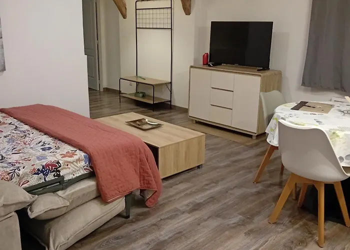 51 Chez Patricia * La Neuville-aux-Bois